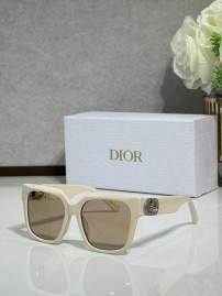 Picture of Dior Sunglasses _SKUfw77317707fw